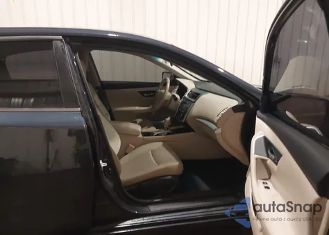 2017 Nissan Altima 2.5/2.5 S/2.5 Sl/2.5 Sr/2.5 Sv из США, поврежденный, VIN 1N4AL3APXHC138427